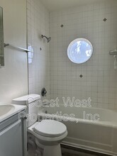 1098 E Madison Ave in El Cajon, CA - Building Photo - Building Photo