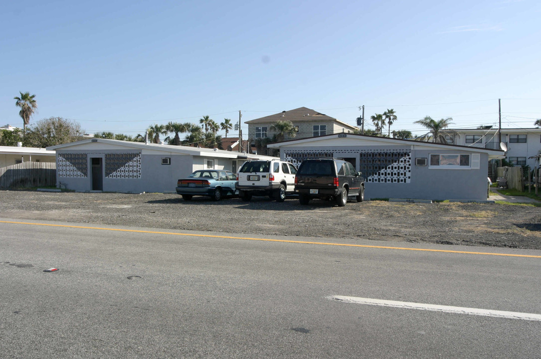 681 S Orlando Ave in Cocoa Beach, FL - Building Photo