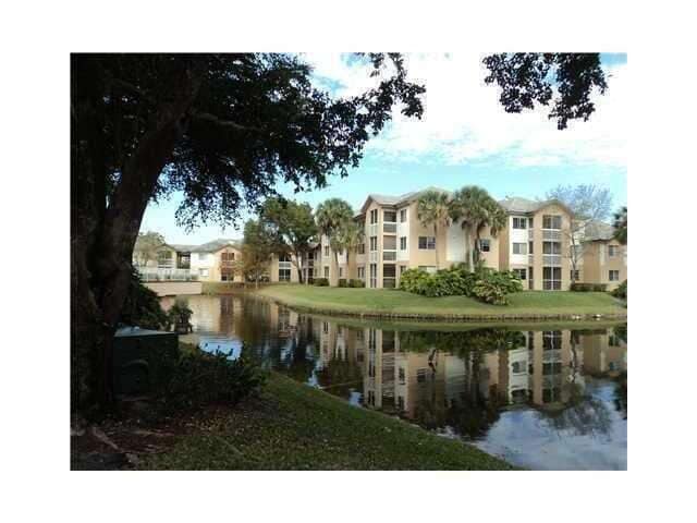 9901 Westview Dr, Unit 314 in Coral Springs, FL - Building Photo - Building Photo