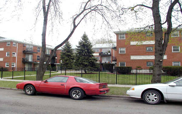 137-145 N Mason Ave in Chicago, IL - Foto de edificio