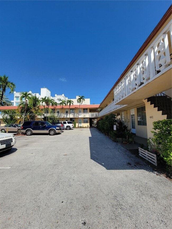 property at 441 Collins Ave