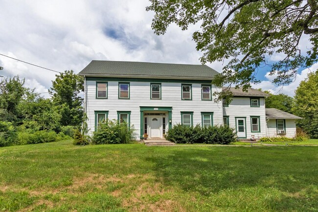 property at 5635-5639 NY-82