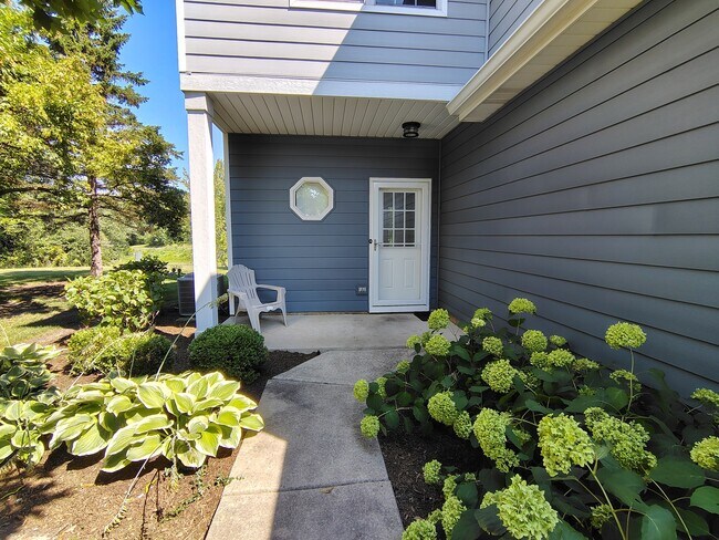 667 Woodhaven Dr in Mundelein, IL - Building Photo - Building Photo