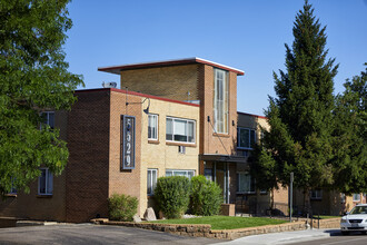 Melody Creek Apartments in Littleton, CO - Building Photo - Building Photo