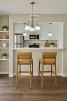 Apex Hoover in Hoover, AL - Building Photo