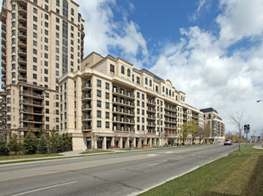 Terraces of St Gabriel in Toronto, ON - Building Photo - Building Photo