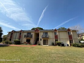 2100 Forest Knoll Dr NE in Palm Bay, FL - Building Photo