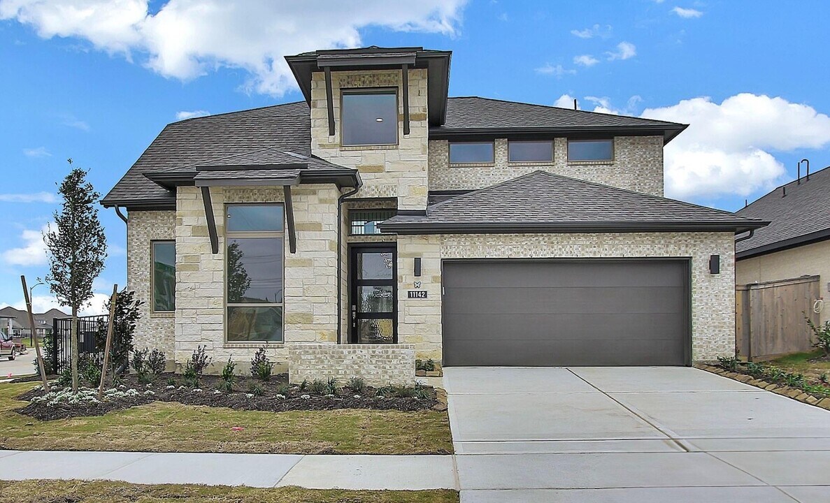 11142 Plateau Oak Dr in Cypress, TX - Building Photo