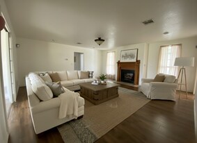 953 Co Rd 3351 in Kempner, TX - Building Photo