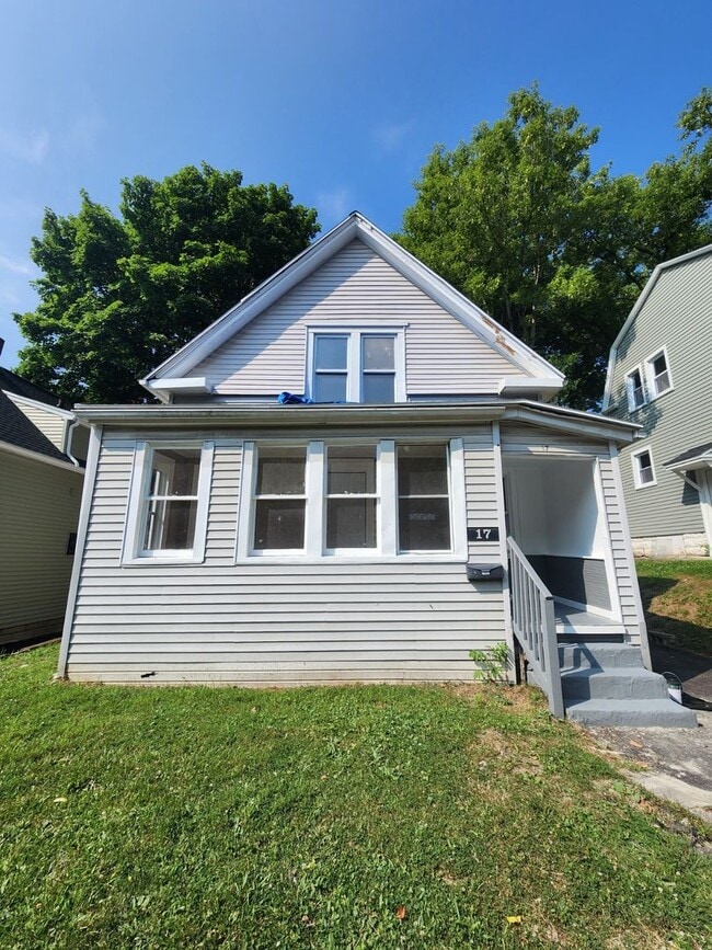 property at 17 Riverview Pl