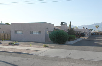 4117-4125 E Bellevue St in Tucson, AZ - Building Photo - Building Photo