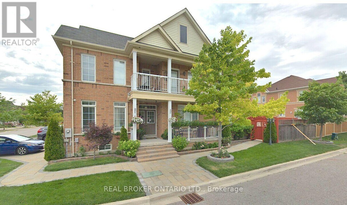 26 Forestbrook Dr in Markham, ON - Building Photo
