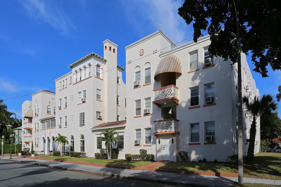 El Cid Apartments in West Palm Beach, FL - Foto de edificio