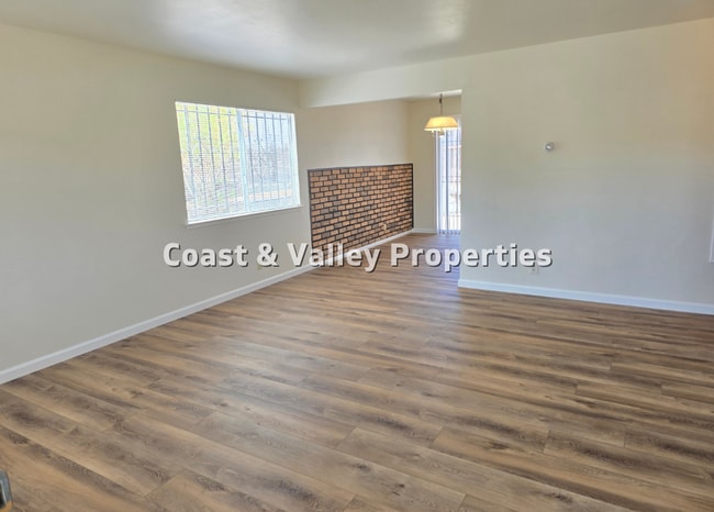 1741 Flores St in Seaside, CA - Building Photo - Building Photo