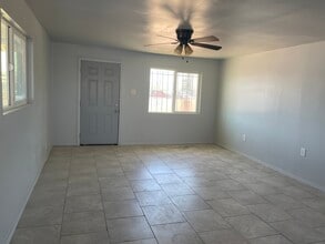 3246 W Pima St in Phoenix, AZ - Building Photo - Building Photo