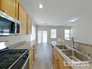 8424 Quarentina Ave in Las Vegas, NV - Building Photo - Building Photo