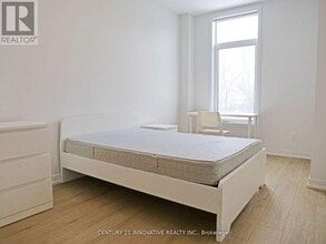 1720 Simcoe St N in Oshawa, ON - Building Photo - Building Photo