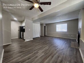 1835 Zebulon Dr in Colorado Springs, CO - Building Photo - Building Photo