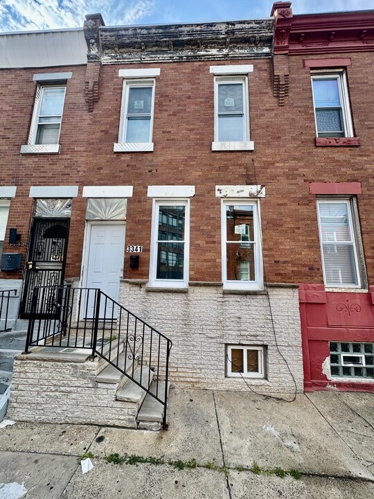 3341 Potter St in Philadelphia, PA - Building Photo