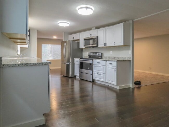 property at 11635 Bunting Ln NE