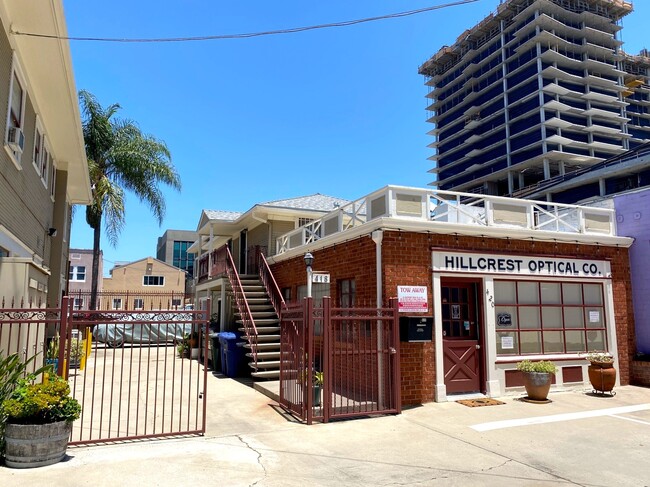 418 Thorn St, Unit 418 in San Diego, CA - Building Photo - Building Photo