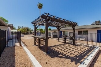 1222 W 4th St in Tempe, AZ - Building Photo - Building Photo