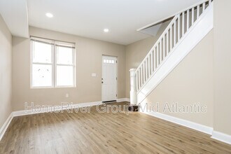 2560 Robb St in Baltimore, MD - Building Photo - Building Photo