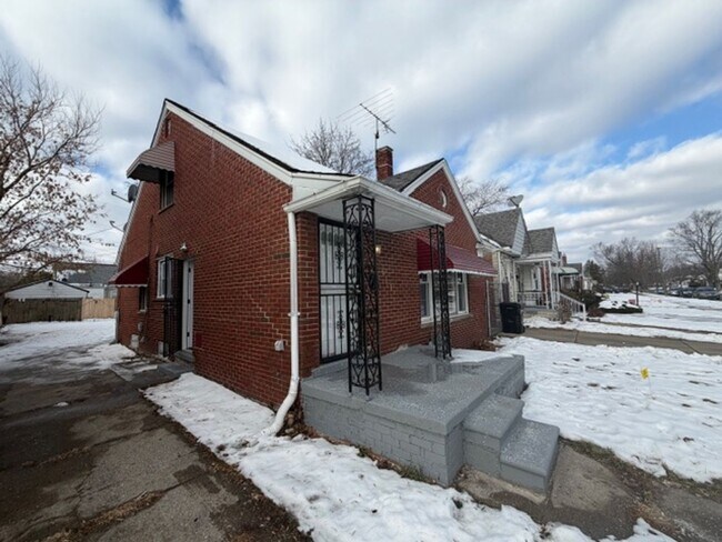 7611 Braile St in Detroit, MI - Building Photo - Building Photo