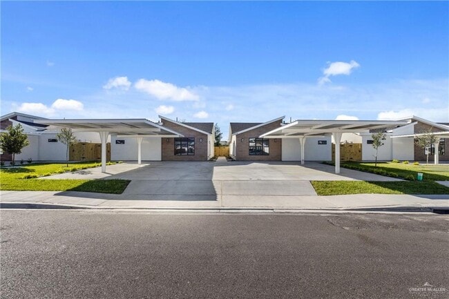 property at 13 San Andres