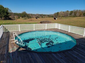 3767 Happy Valley Cir in Newnan, GA - Building Photo - Building Photo