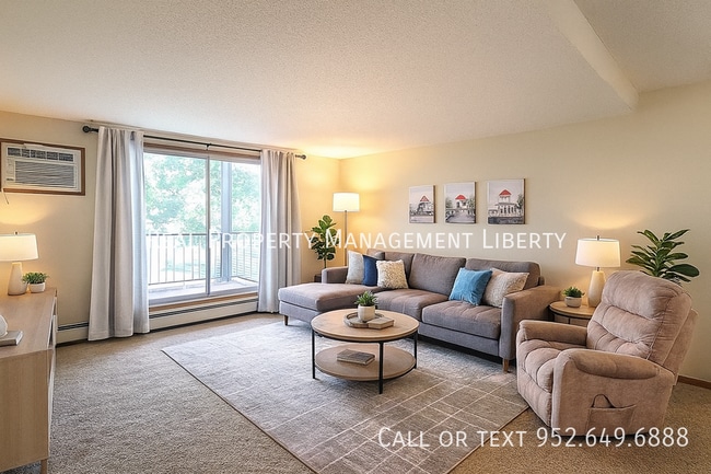 1690 Highway 36 W in St. Paul, MN - Building Photo - Building Photo