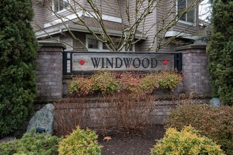 Windwood Village in Redmond, WA - Building Photo - Building Photo