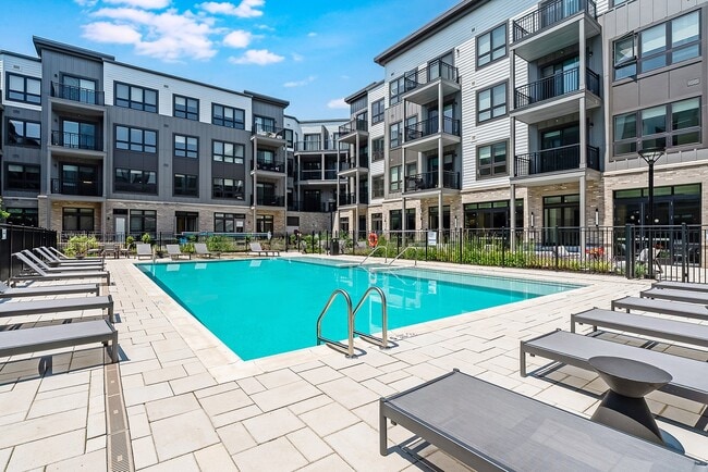 Livana Fair Lawn 55+ in Fair Lawn, NJ - Building Photo - Building Photo