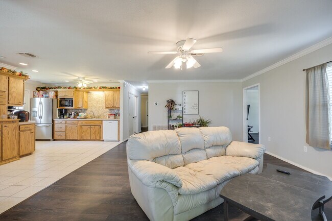 205 Lincoln St, Unit 205 Lincoln St in Carney, OK - Foto de edificio - Building Photo