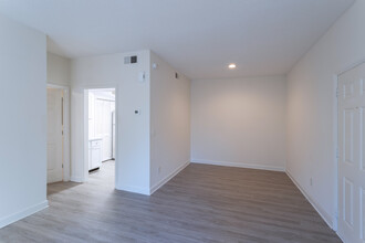 The Cloisters Apartments in Myrtle Beach, SC - Building Photo - Interior Photo