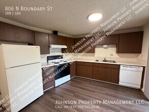 806 N Boundary St in Nampa, ID - Building Photo - Building Photo