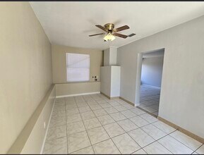 21 Mountain Dr, Unit 21 in Babson Park, FL - Foto de edificio - Building Photo