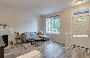 1148 54th St in Washougal, WA - Foto de edificio - Building Photo