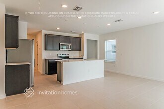 4116 Goldfoil Rd in Spring Hill, FL - Building Photo - Building Photo