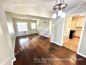 2431 Cincinnati Ave in San Antonio, TX - Building Photo - Building Photo