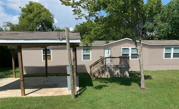 335 4th St in Dickinson, TX - Building Photo - Building Photo