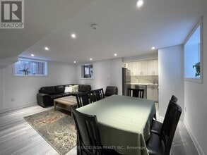 66 Antique Dr in Richmond Hill, ON - Building Photo - Building Photo