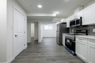 9819-9107 107 Ave in Morinville, AB - Building Photo - Building Photo