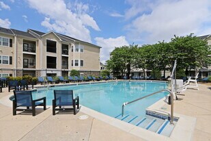 Mount Laurel Crossing in Mount Laurel, NJ - Building Photo