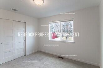1116 N Davis Ln in Spokane Valley, WA - Building Photo - Building Photo