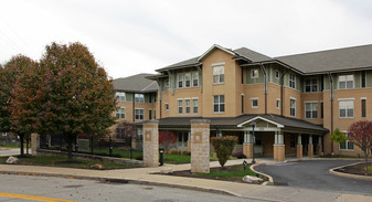 Silver Lake Commons Apartments