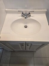 2252 SW 10th St in Miami, FL - Building Photo - Building Photo