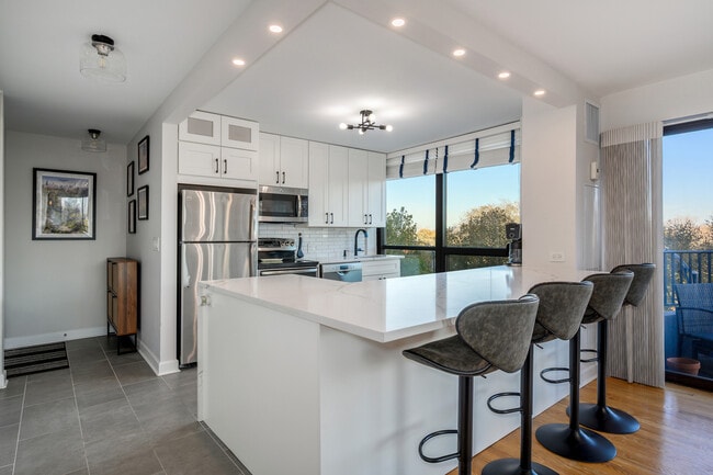 property at 2020 N Lincoln Park W