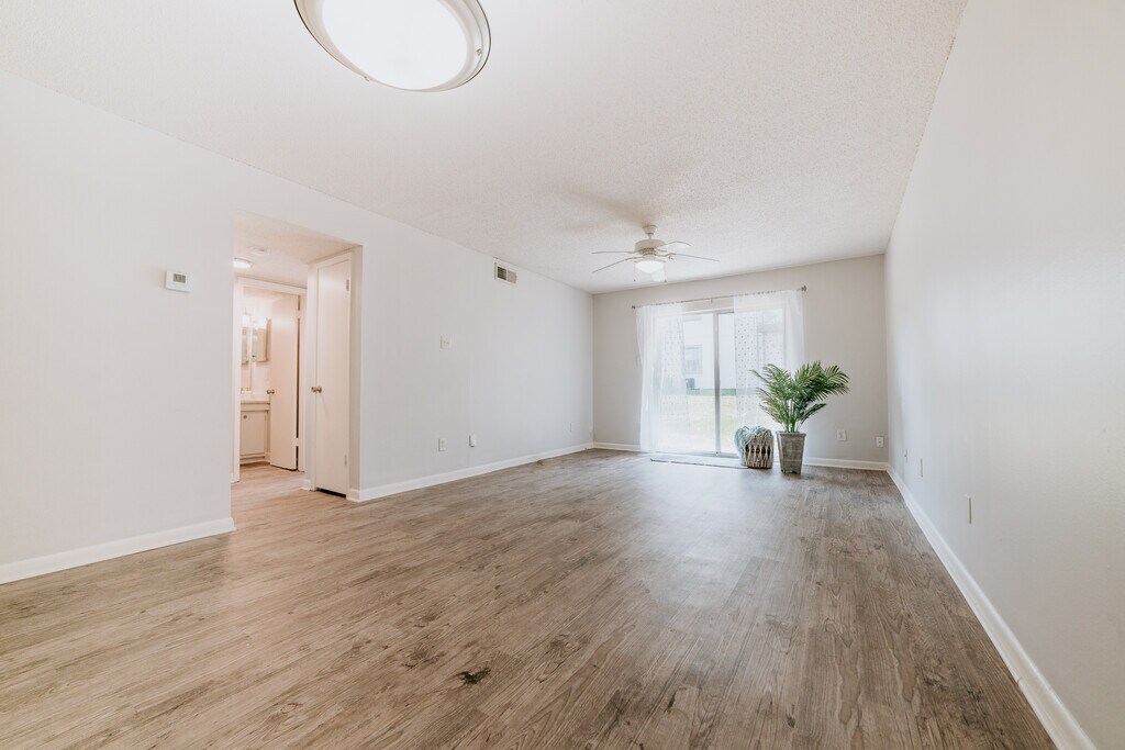 Kingswood Apartments Mobile, AL Apartments