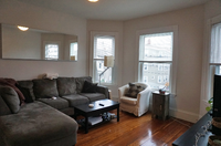 335 Beacon St, Unit 335-02 in Somerville, MA - Foto de edificio - Building Photo